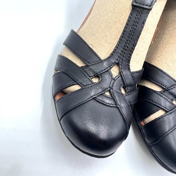 8N 8 NARROW WIDTH Cobb Hill Aubrey Black Leather T-Strap Block Heels Shoes - Picture 4 of 15